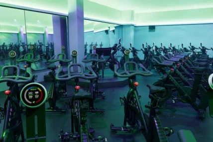Revolt Cycling Studio, Chancery Lane, London / Energym