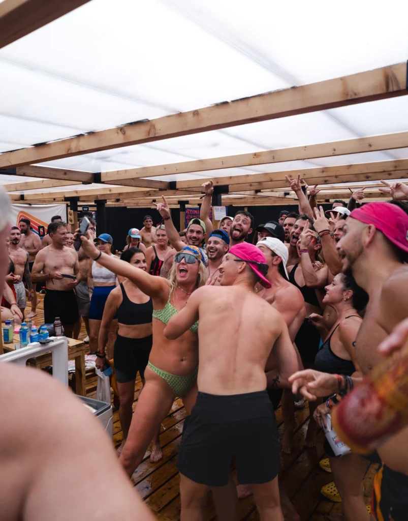 party at indoor sauna at Runningman 2024